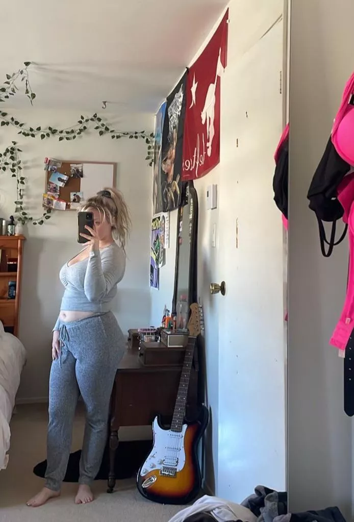 do u like my outfit? 