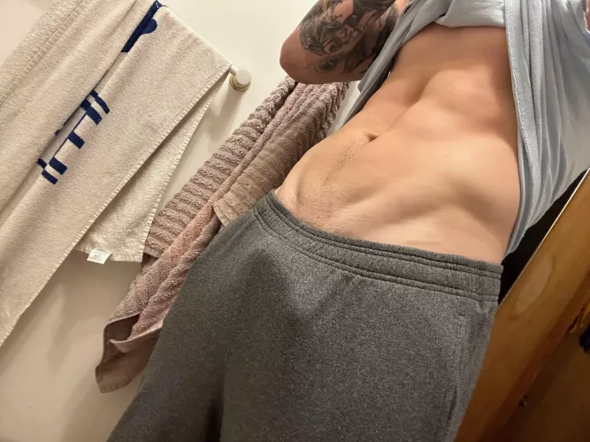 Everyone at the store kept looking at me funny (28)