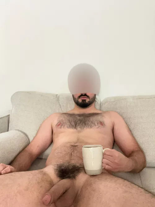 Good morning to this lovely community☀️Hope you have a great day and a better coffee☕️