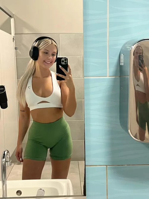 Have you ever hooked up with a slut in the gym