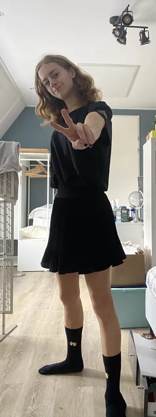 Heyyy!! First time posting, I think I look fine. Just worried about my face, could you give me tips?