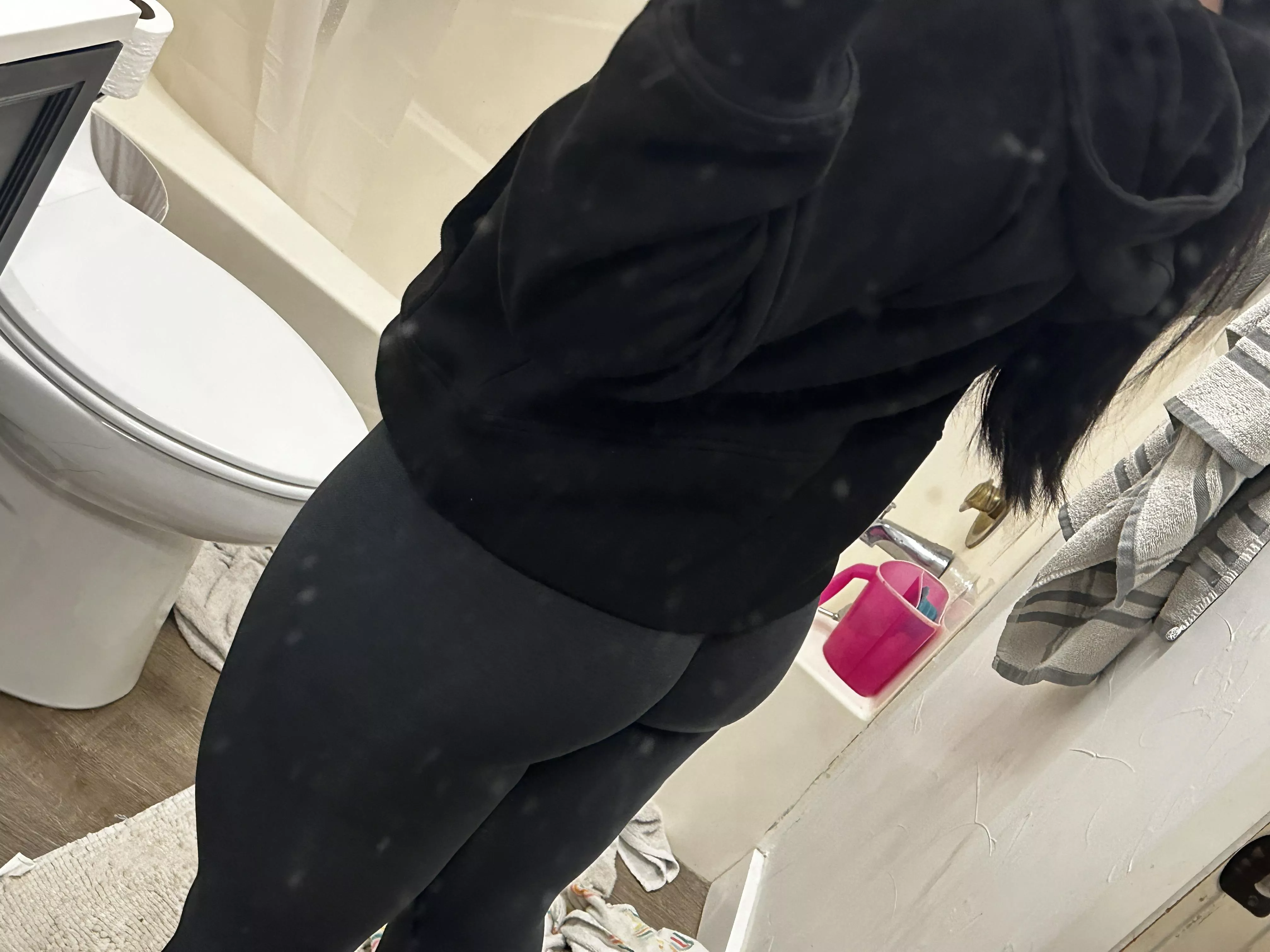 Hubby wouldn’t mind watching me fuck a fan or 2!