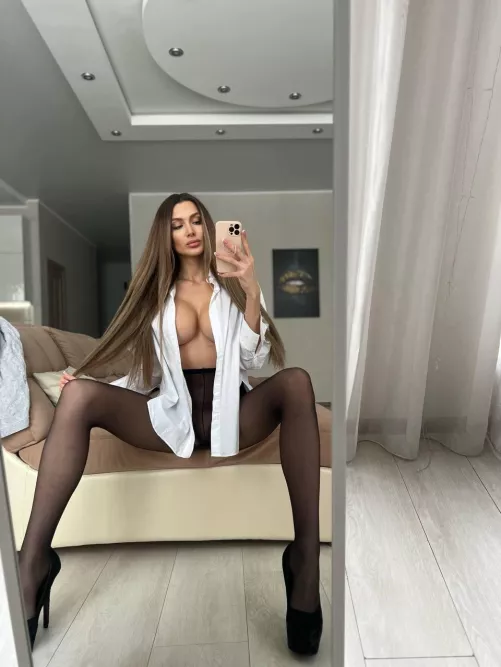 i'm getting ready to go to the office