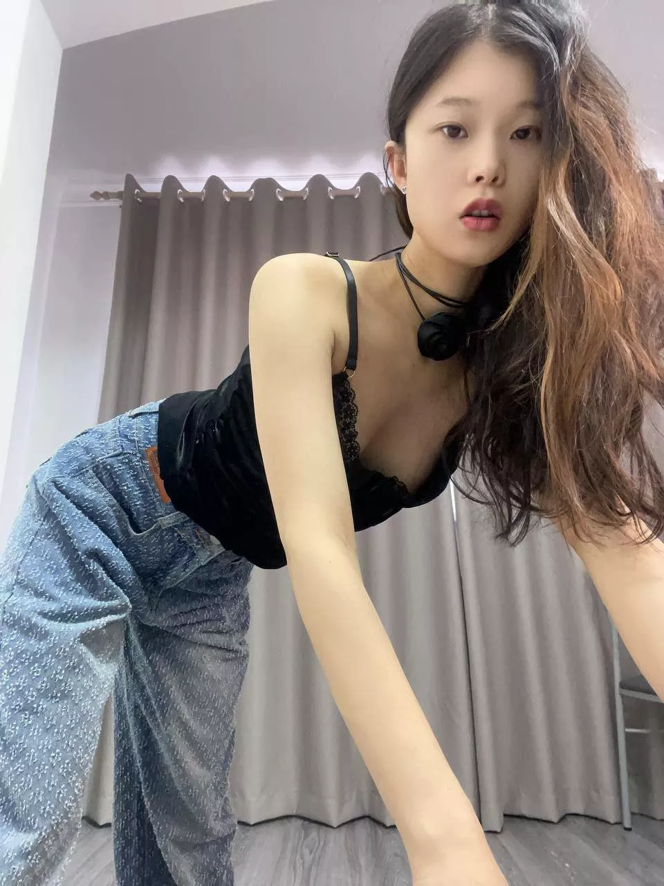 I'm supposed to be playing nice this week... but I can't resist!