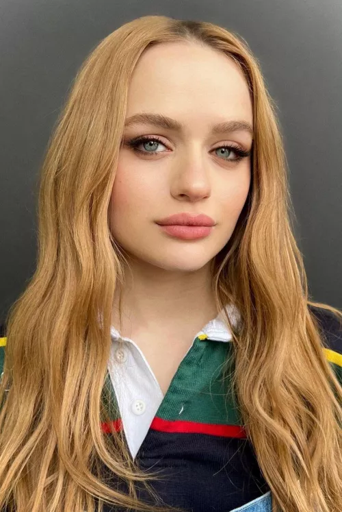 Joey King’s DSLs