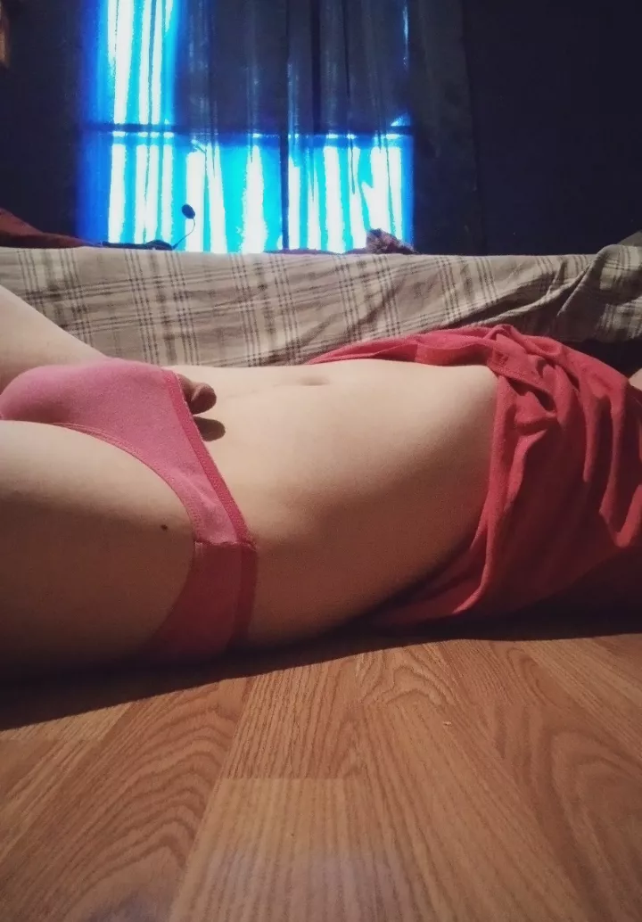 lets say i have a little snack tucked away just for you 💅