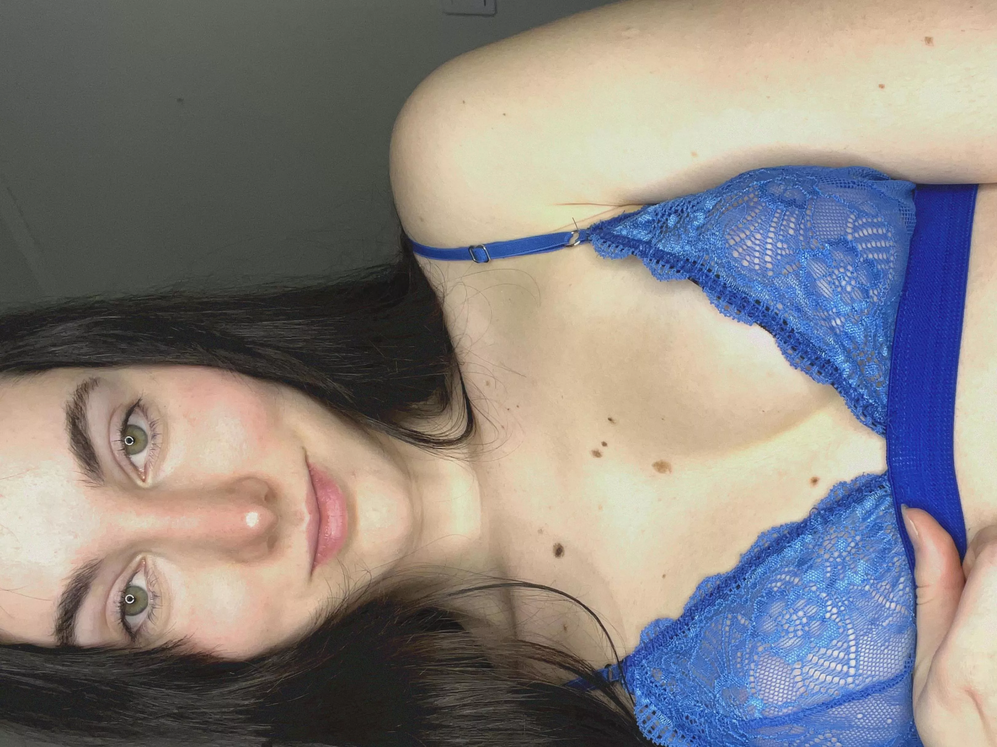  My teen pussy deserves your boner? 