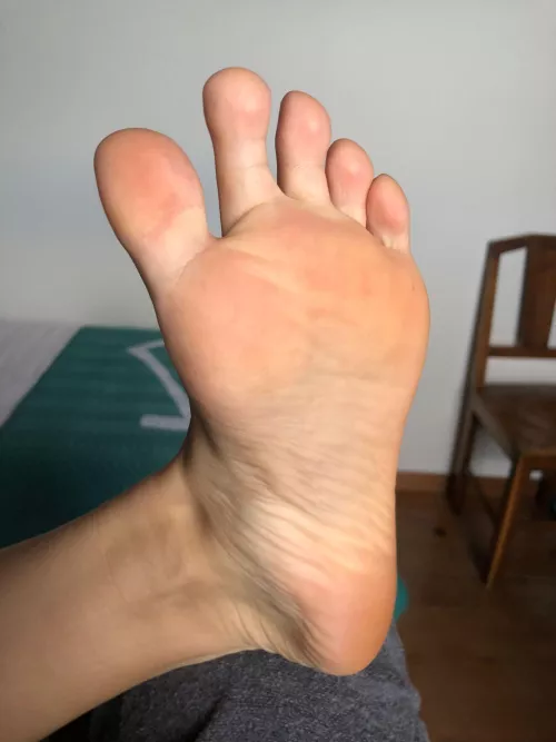 On a scale of 1-10 how badly do you want to suck my big toe?