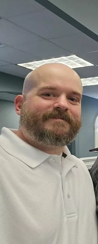 PC gamer. WoW, valorant, league, ow2, enshrouded, or palia! 