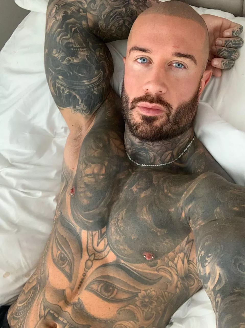 POV: you wake up next to me