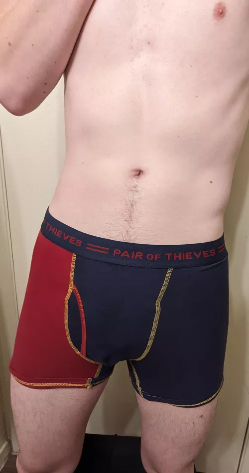 Red and blue pair of thieves 