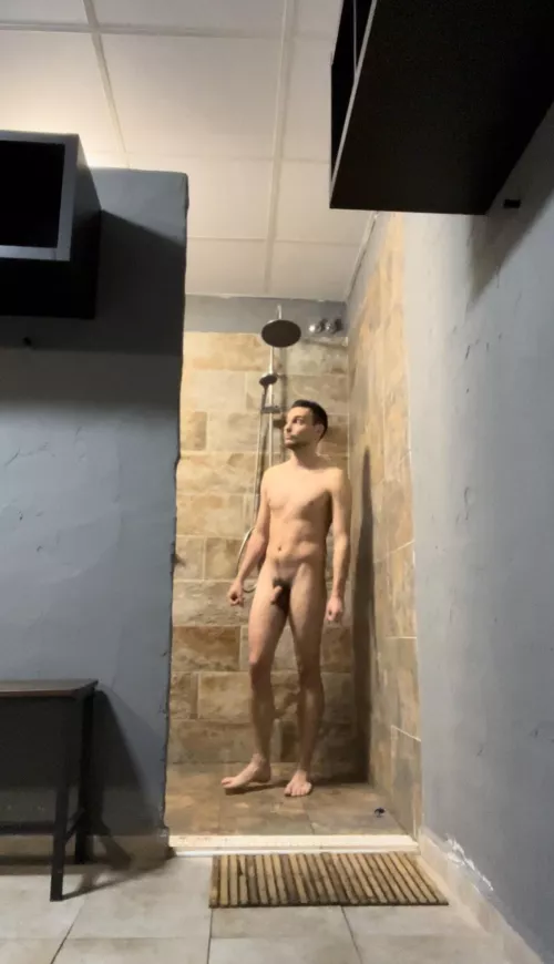 Shower after gym 😗