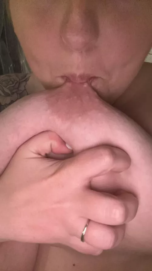 Sucking them so hard tonight! Who is jealous?