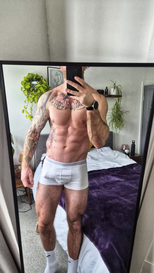 That empty bed needs filling, who's game?