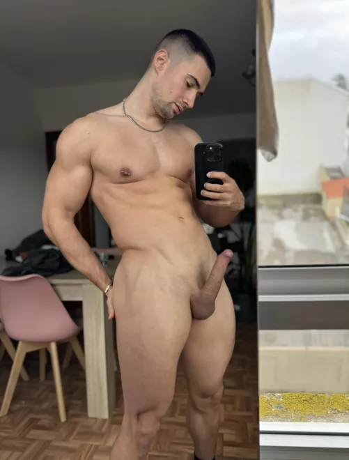 Wanna come breed me while my roommate is out of town?