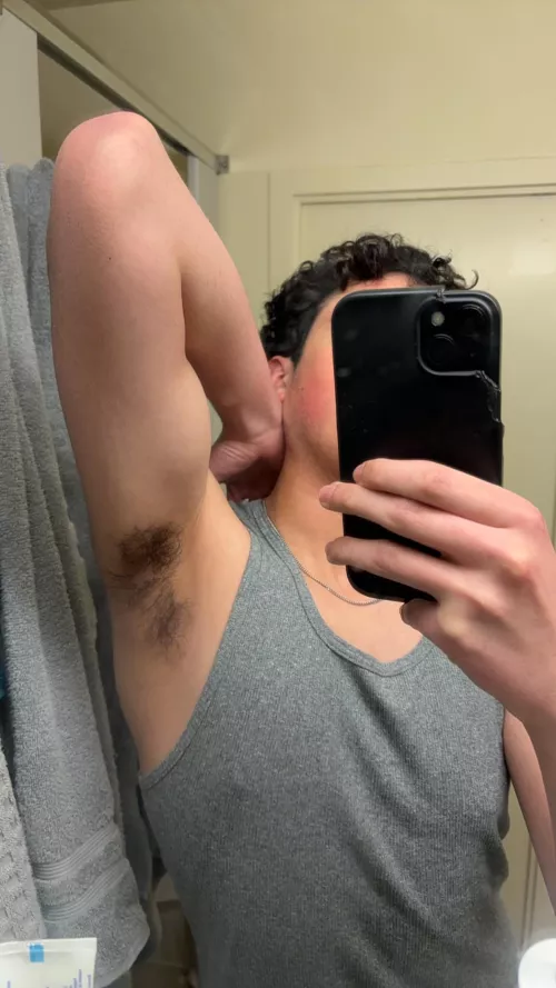 Who wants to spoil me to sniff my pits?