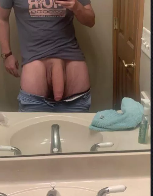 Who’s tryna get me hard?