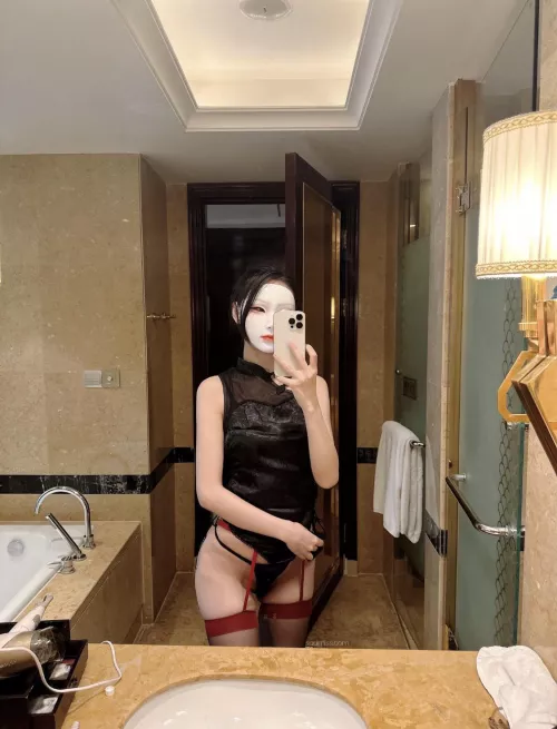 Why are Westerners getting so good at taking off Asian lingerie?