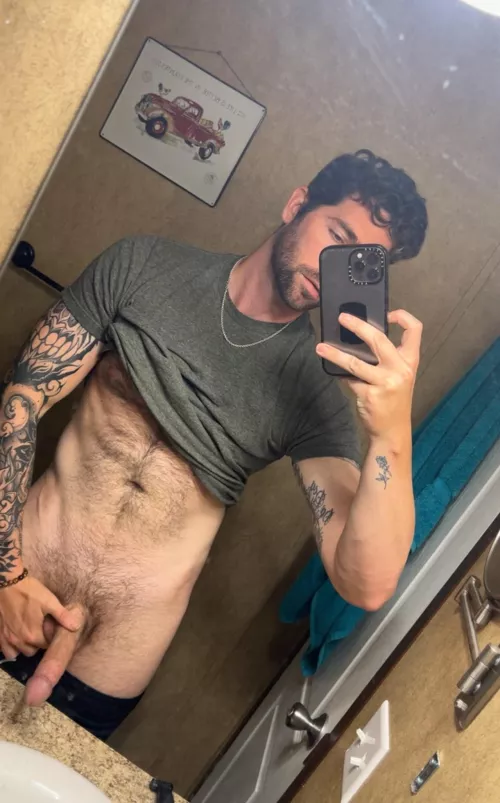 You rub me and I’ll rub you? 