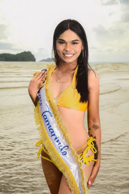 Your lovely candidate💜