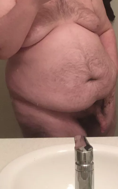 19 Found out I love to share let me hear horny comments ;)