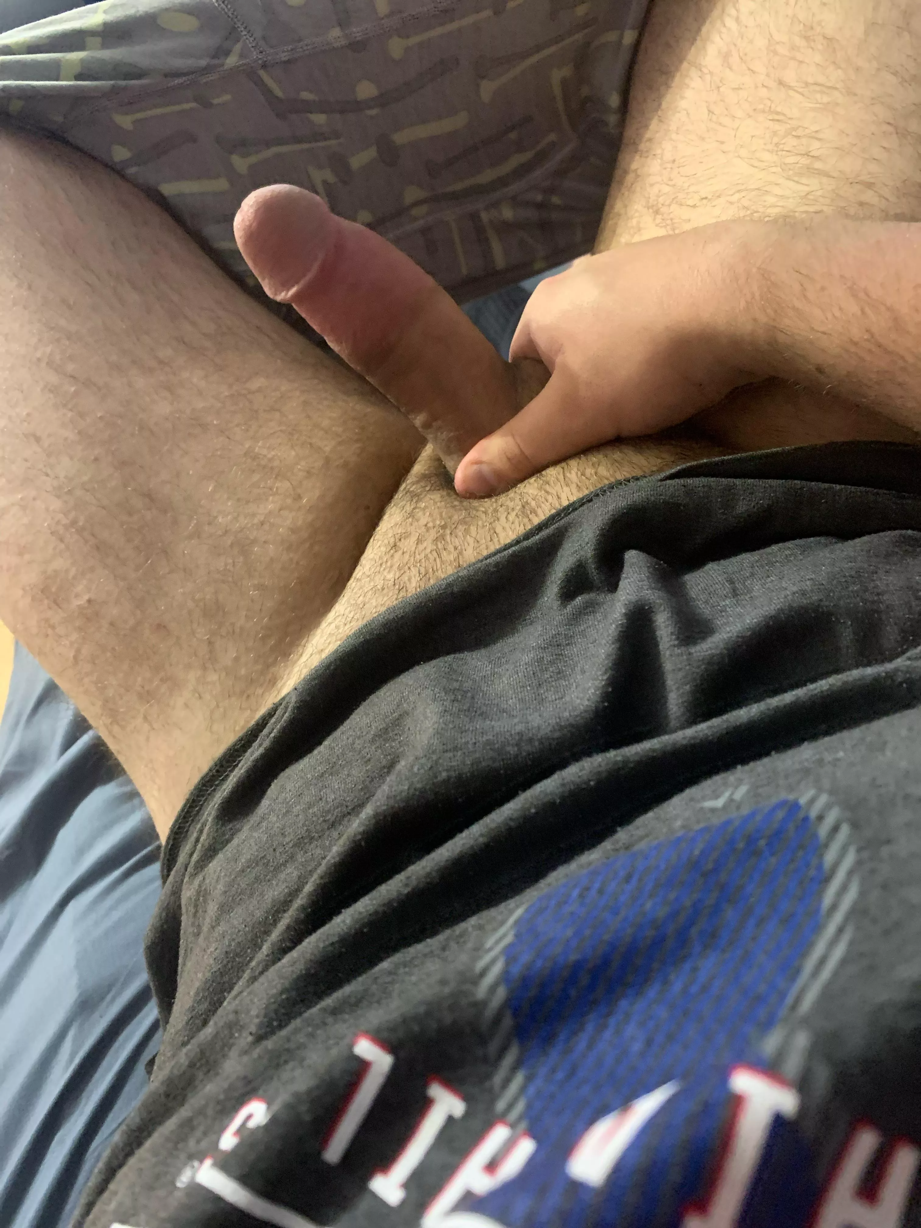 21m looking for a bottom to help me cum after workout @dboze2024