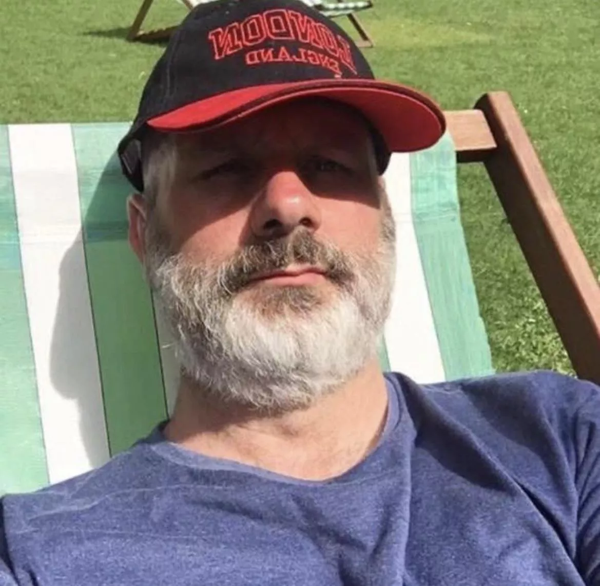 51 U.K. salt n pepper beard Hairy dad bod. Looking to chat to 18 to 28 prefer smooth lads Mates dates or fun if we get chatting I would like to know what you look like, dont send ass pics looking for younger SC AL48UK