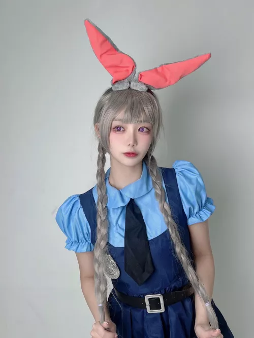 a tiny Asian bunny :3