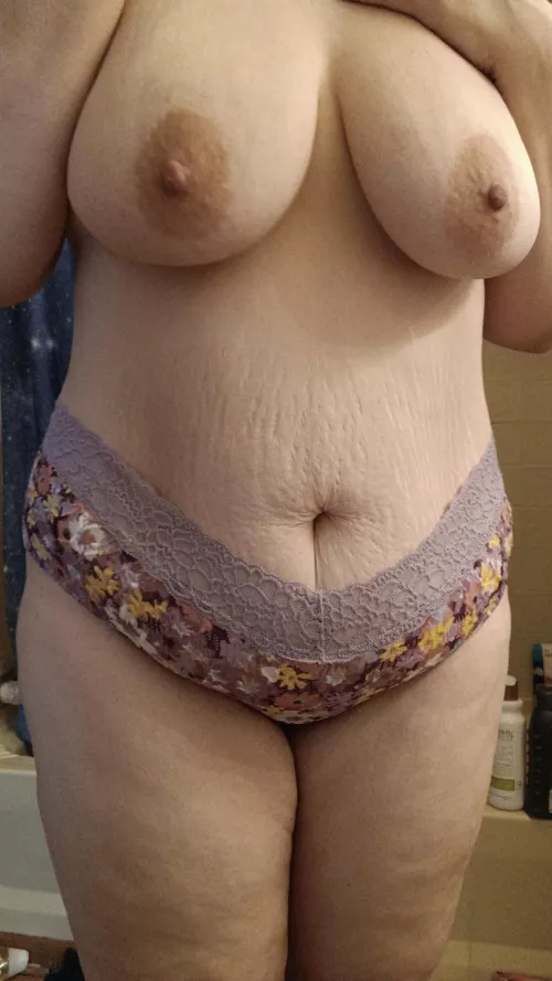 Anyone else up late?