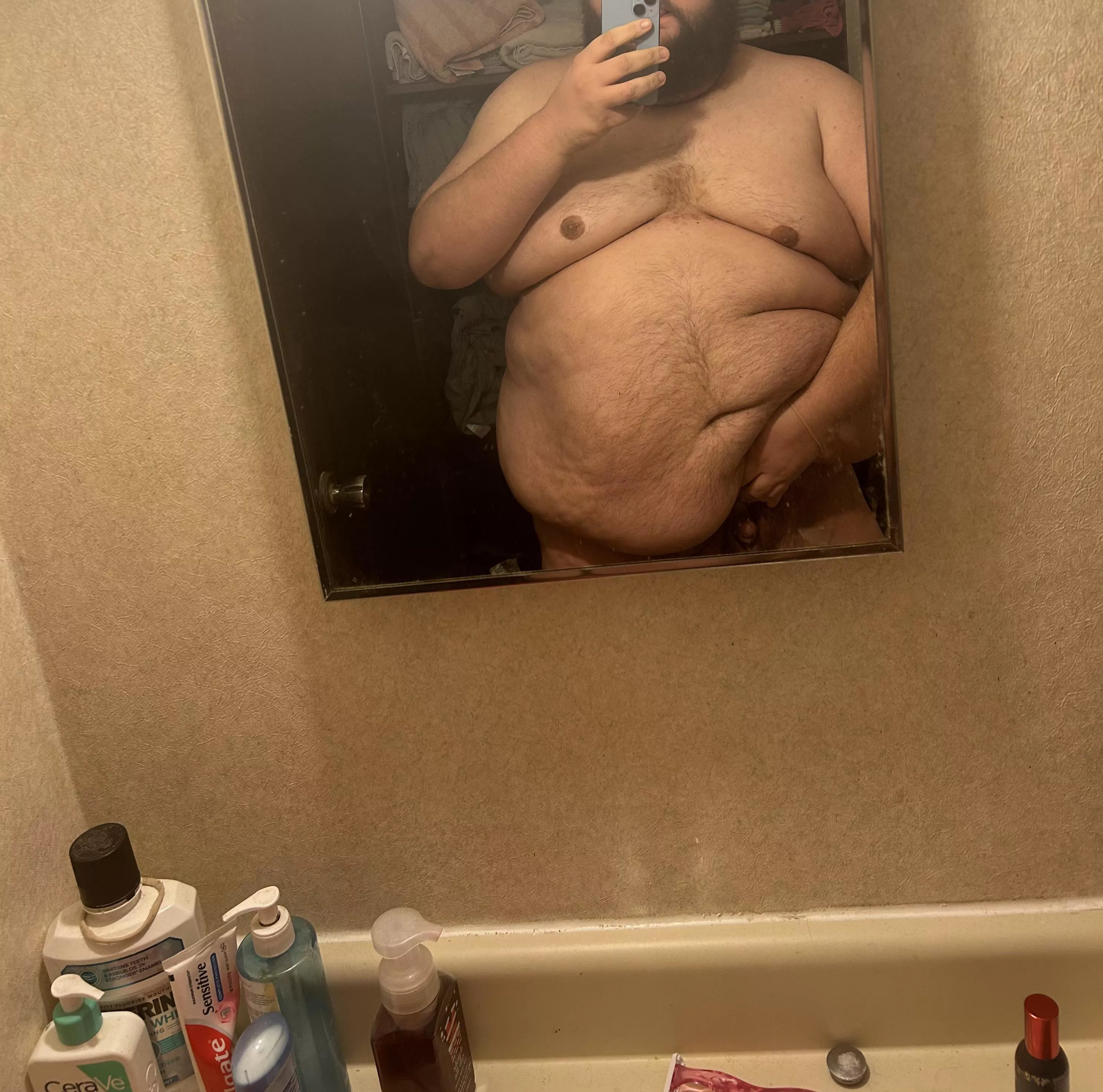 Anyone wanna talk nasty on the phone while we cum😈