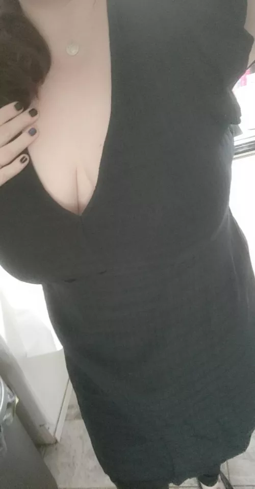 Brought a new dress. Who likes?