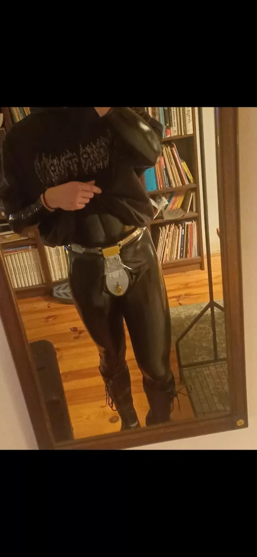 Catsuit under a hoodie 🖤