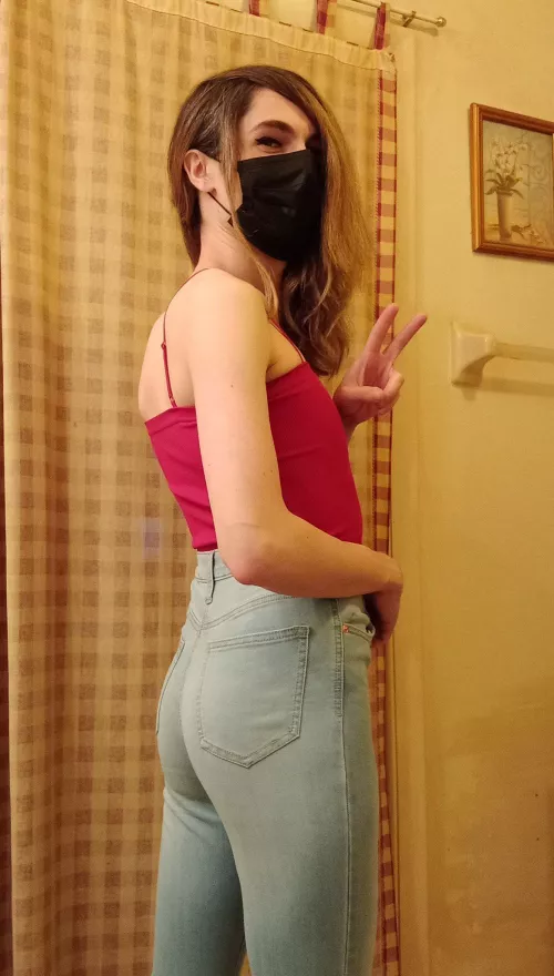 Do these jeans look cute on me? 🥺