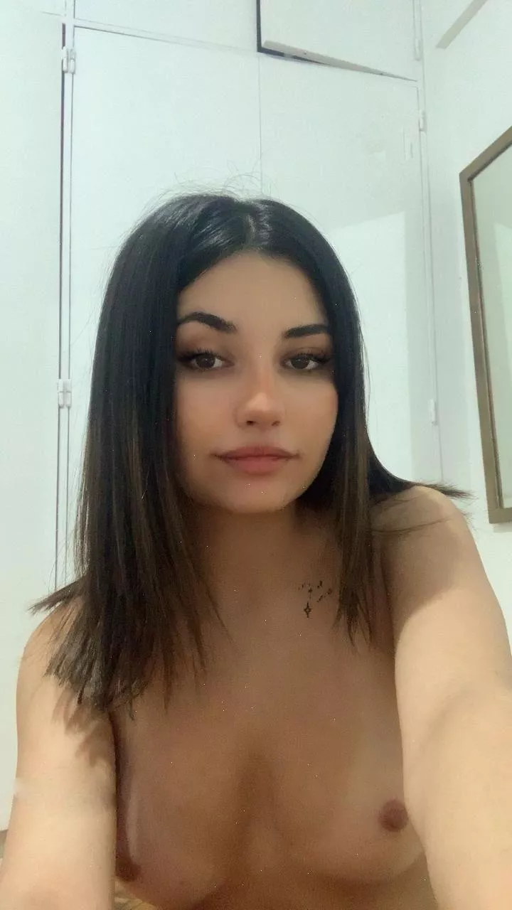 do you like cute latinas