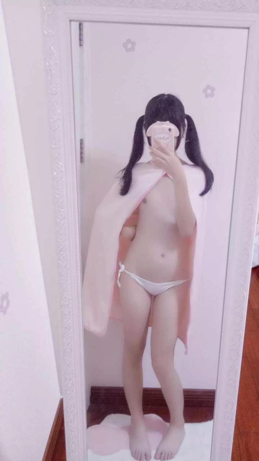 Do you like me🙈🌹