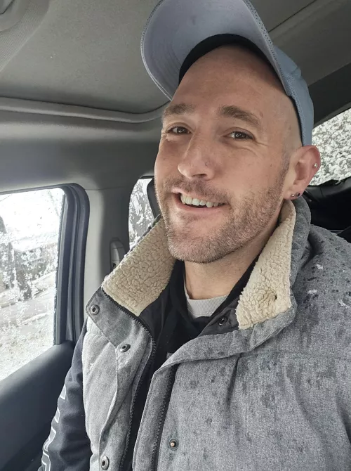 Happy Tuesday, sending you all the hugs and good vibes for a great day!