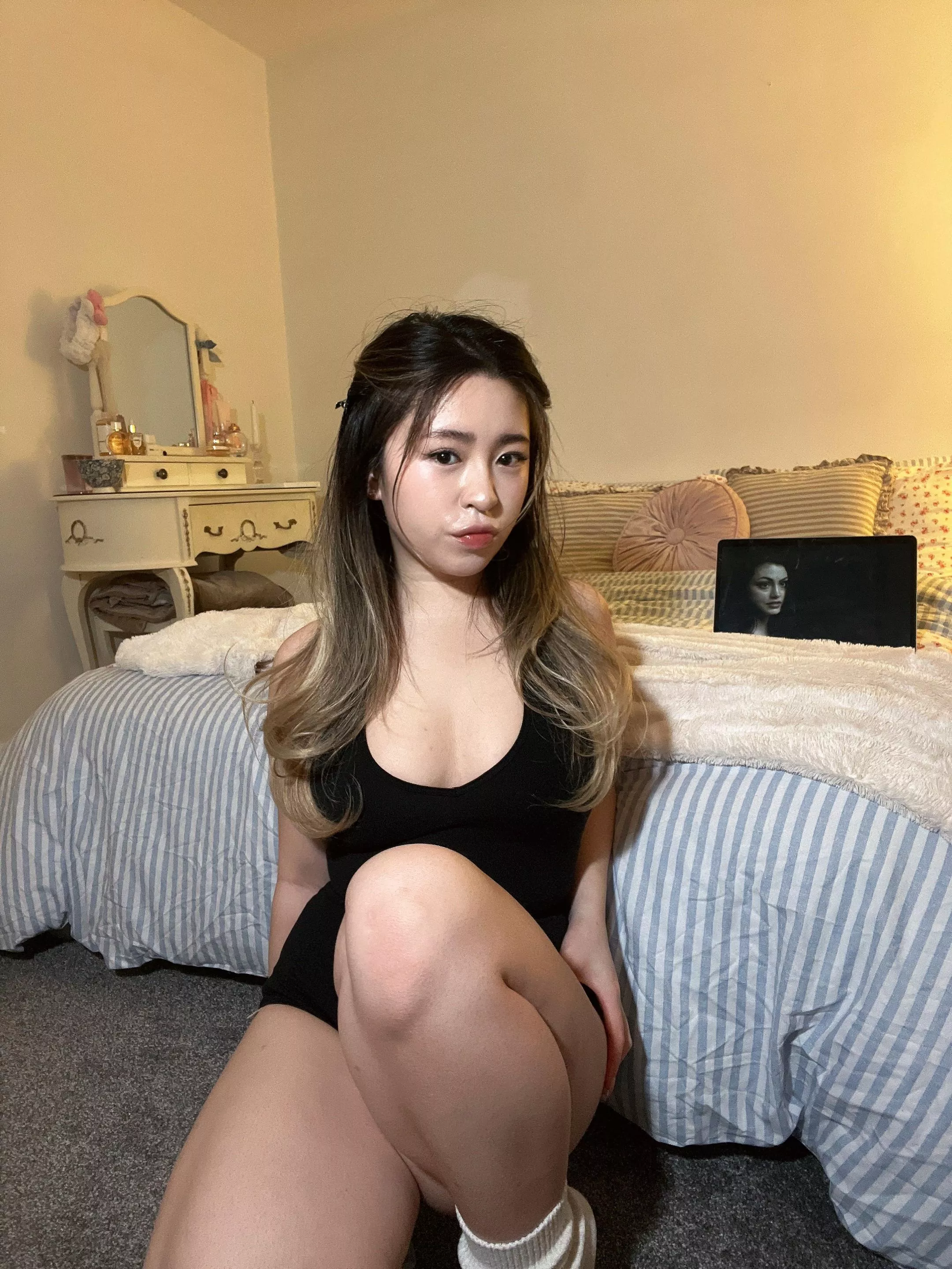 hi! i’m new here🤍