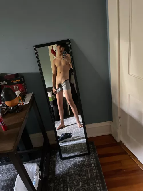 I hate being all alone on spring break :(( would you come keep me company?