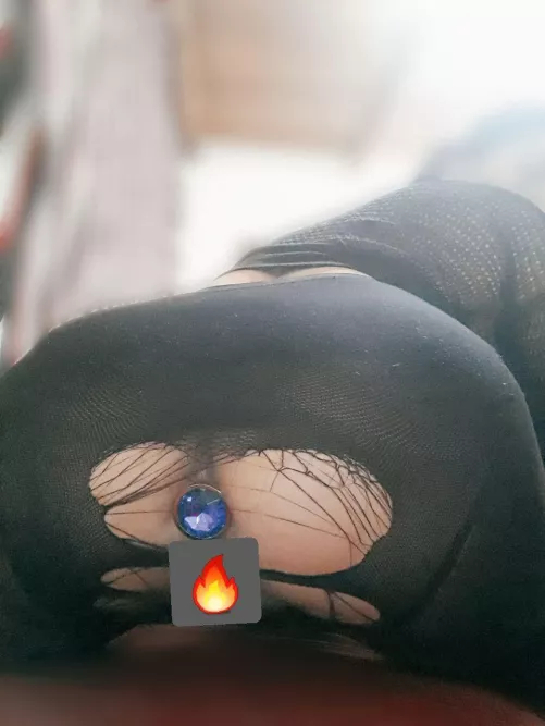 I really enjoy having toys in my ass 😈