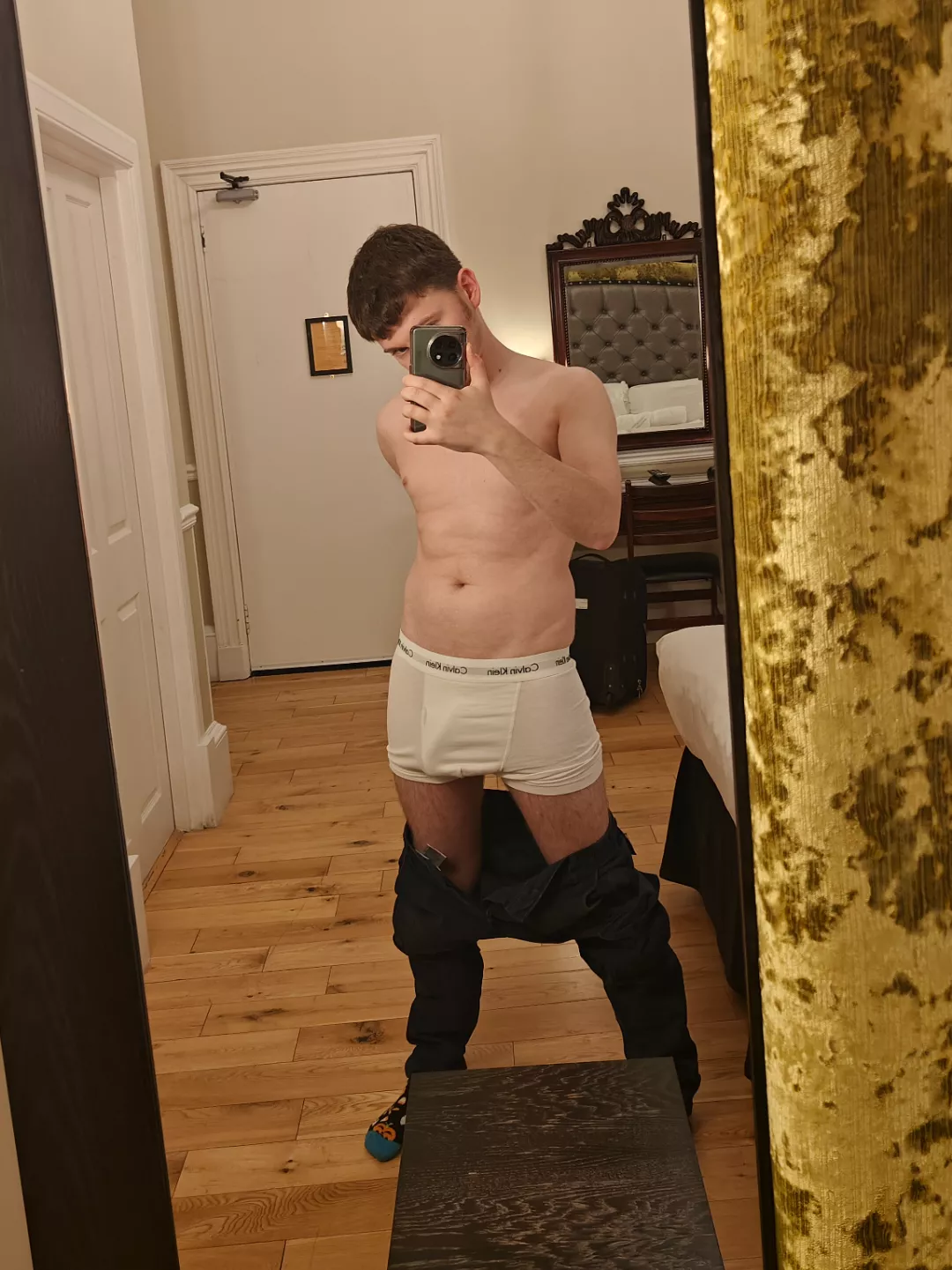 I'm throbbing... Come and set me free?