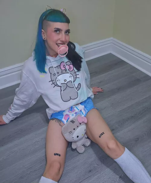 Look Daddy! I'm matching my stuffie!