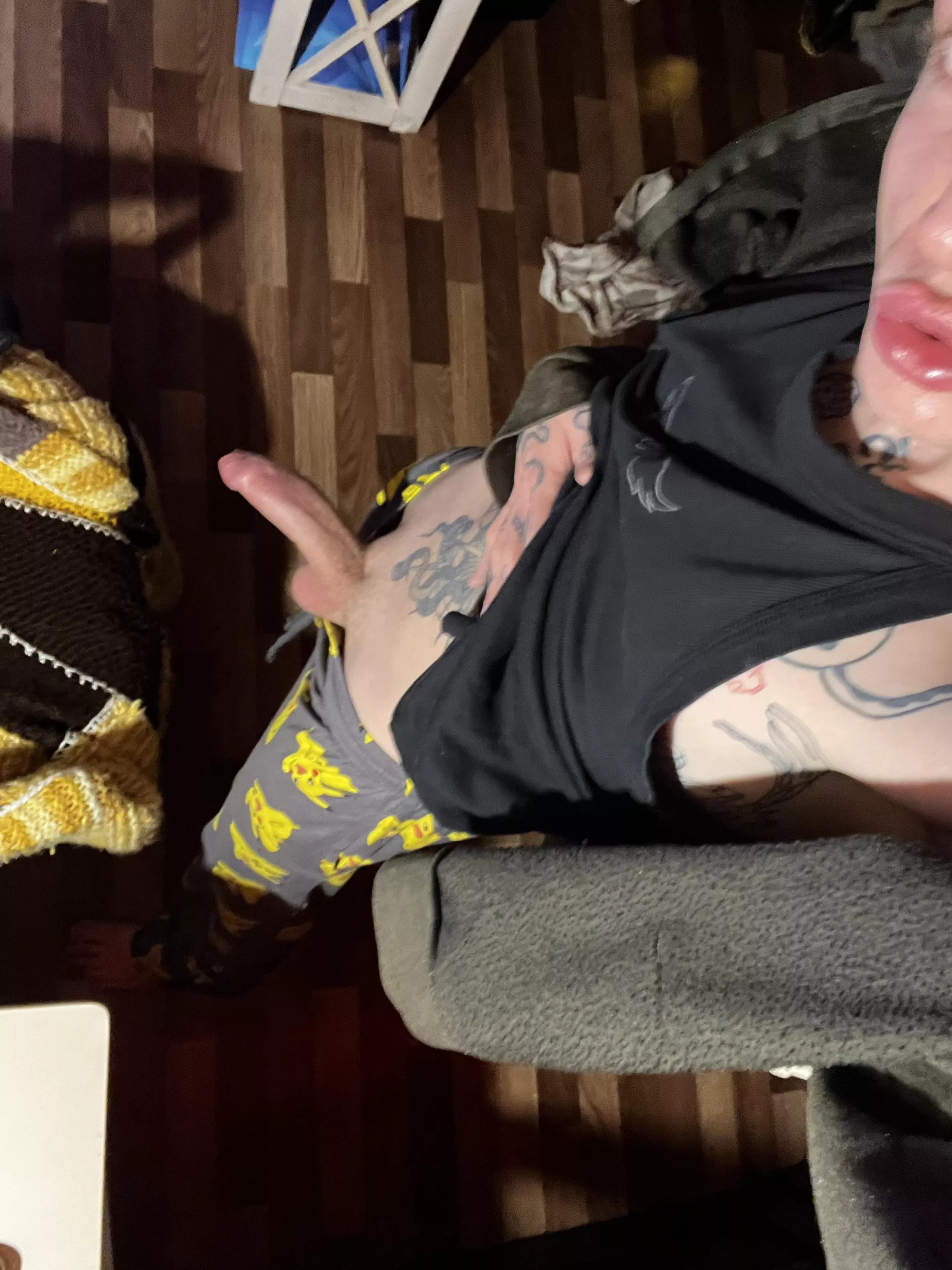 Look what longsword i have