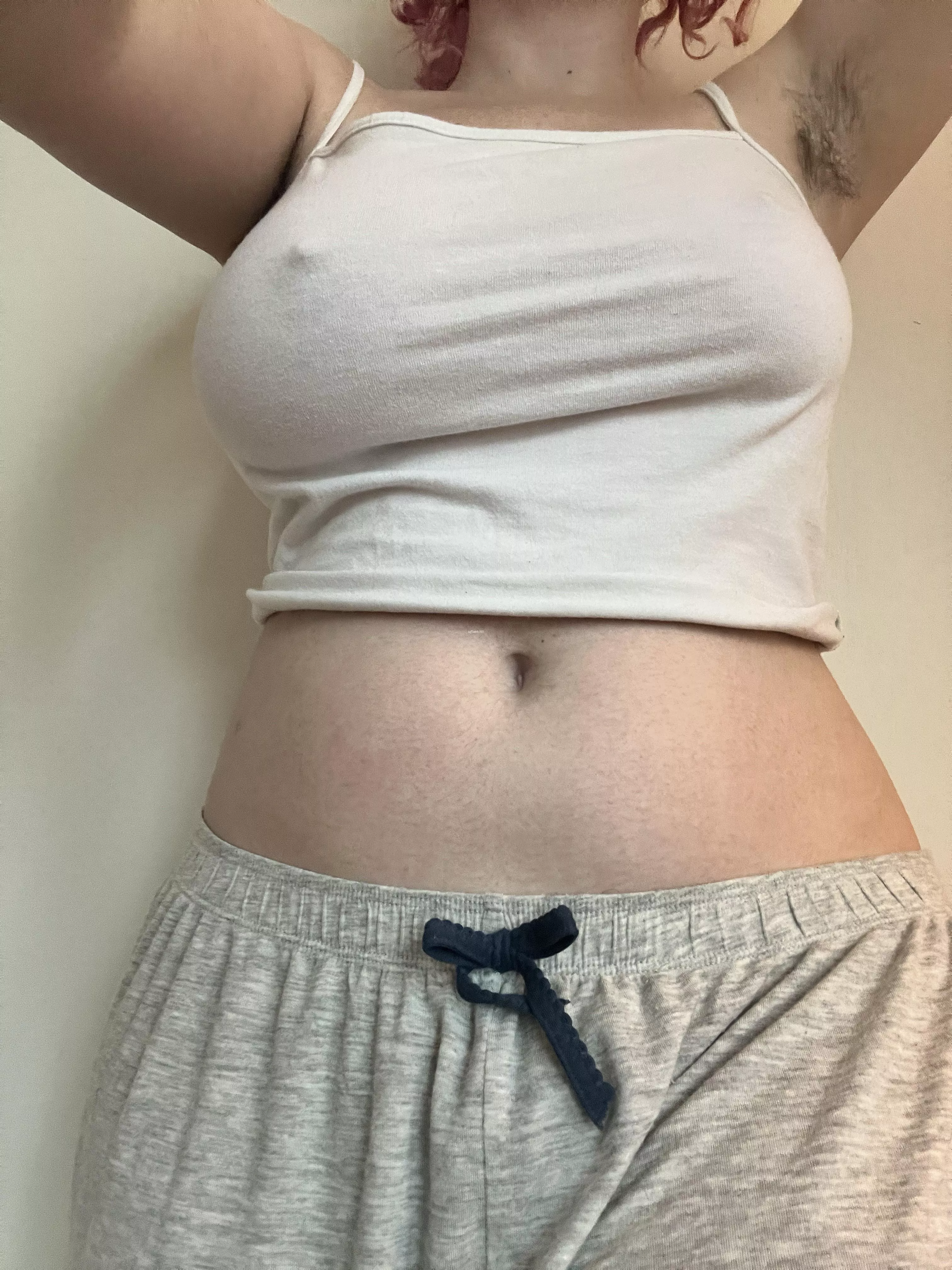 Loving hairy armpits is such a green flag