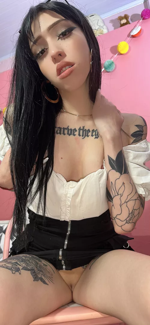 My boss adores me, maybe it's because I forget to wear panties