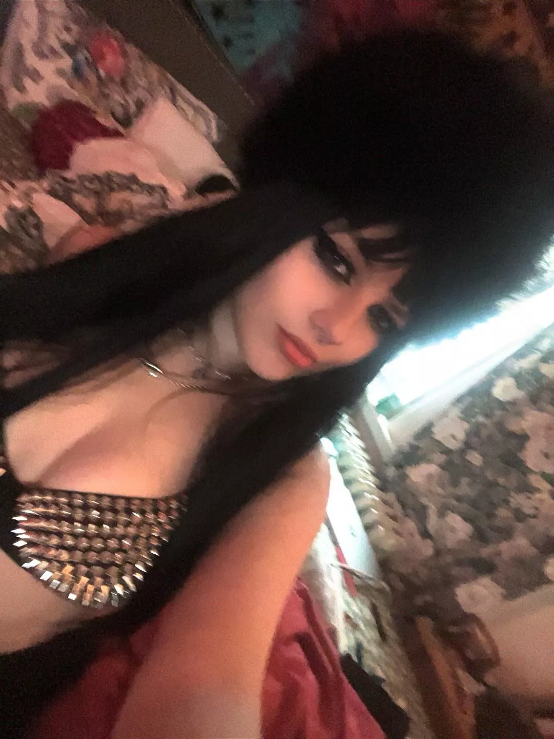 need a online boyfriend 