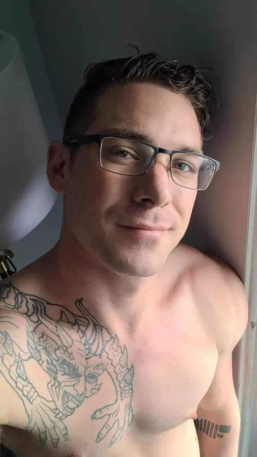 New selfie to start the new month