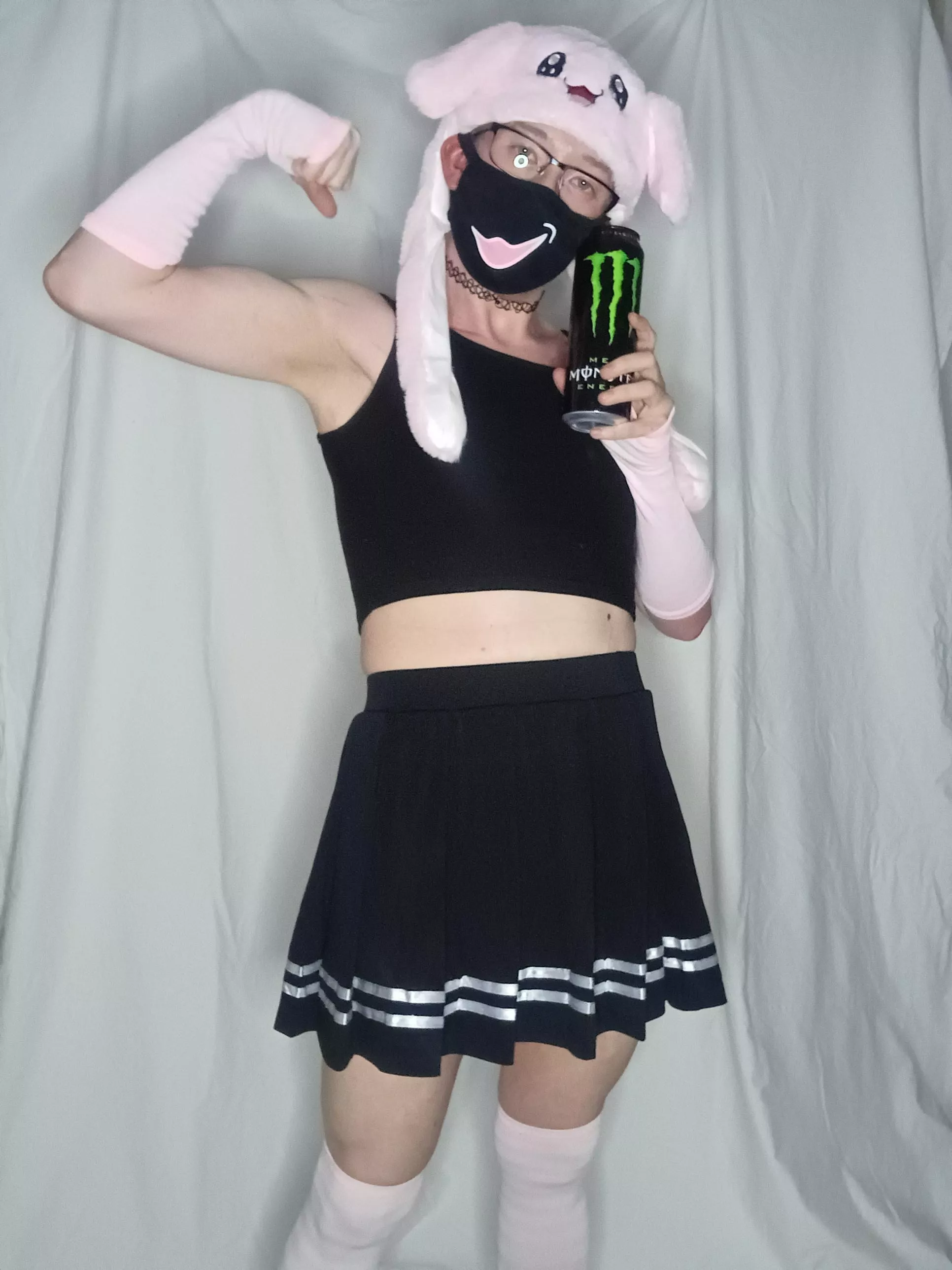 Oh hi little one 🤭