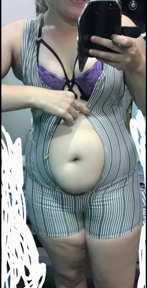 Outgrowing clothes with the blubber, balloon vibes 🎈