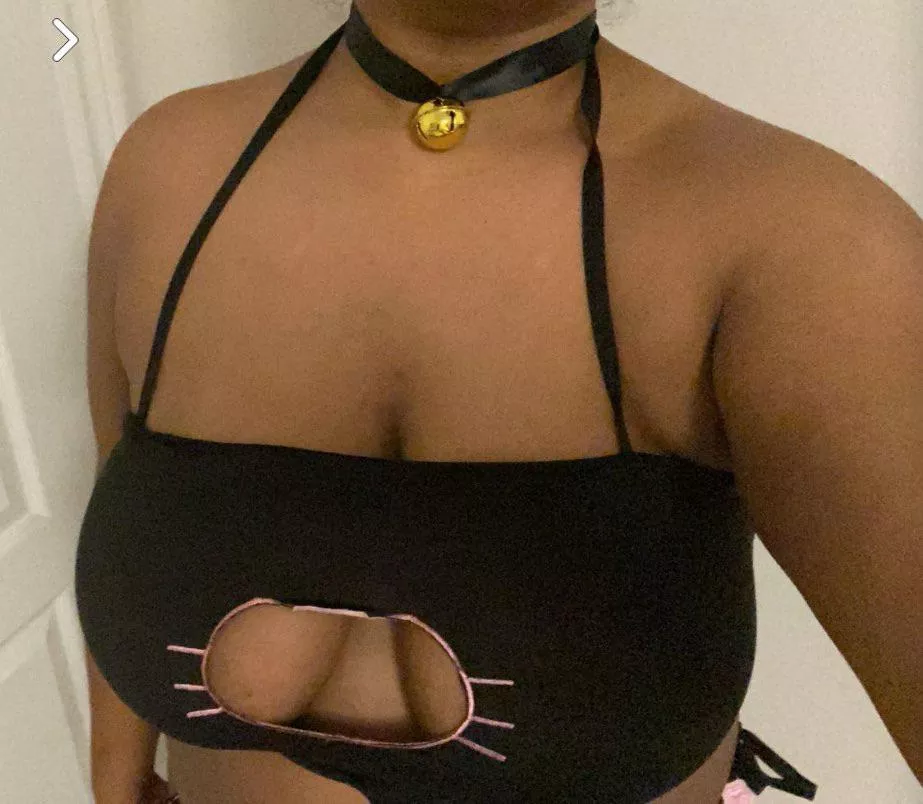 Pakistani girl needs to be bred 