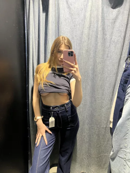 Should I lift my T-shirt higher